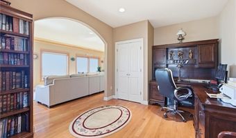 25 Narragansett St, North Kingstown, RI 02852