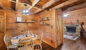3330 Shamrock Ln, Birdseye, IN 47513