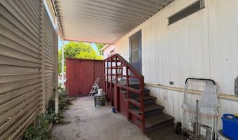 10 Paramount St, Escondido, CA 92027