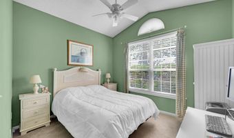 180 Sylvan Lake Blvd, Bayville, NJ 08721