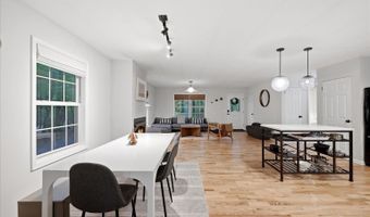 323 PALMER Rd, Basye, VA 22810