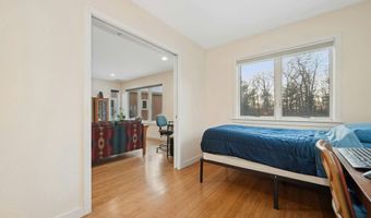 71 Village Ct 71, Berlin, MA 01503