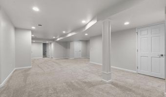 3529 N CHAPPELL Dr, Appleton, WI 54914