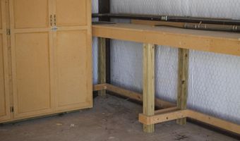 705 W Hermosa Dr, Artesia, NM 88210