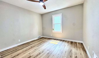 1520 N VIOLA St, Appleton, WI 54915
