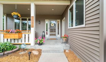 1035 Vermont Ct, Ames, IA 50014