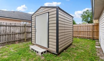 92 W 13TH St, Atlantic Beach, FL 32233
