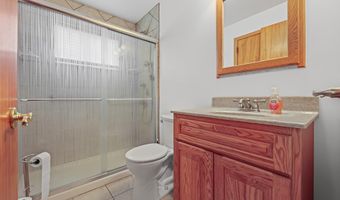 10666 Wilma Ave NE, Alliance, OH 44601