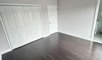 47 COTTAGE St, Bayonne, NJ 07002