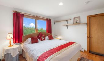 104 Juniper Ridge Rd, Brattleboro, VT 05301