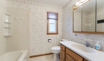605 SW 5TH Ave, Aledo, IL 61231
