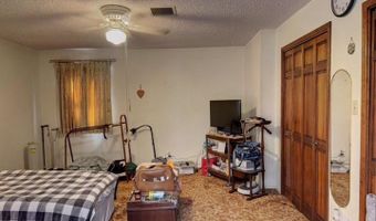 1921 Villa Dr, Artesia, NM 88210