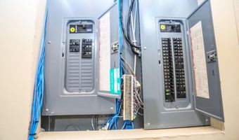 2107 SE Crystal Ave, Aberdeen, SD 57401