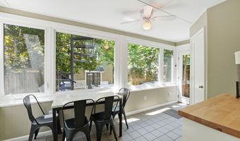 510 26TH Rd S, Arlington, VA 22202