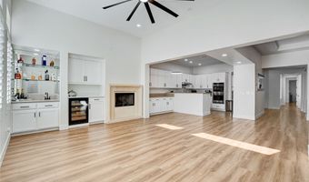 11251 La Madre Ridge Dr, Las Vegas, NV 89135