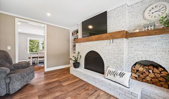 121 Packard Dr, Bangor, ME 04401