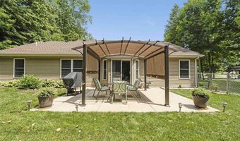 1403 Old Briar Trl, Auburn, IN 46706