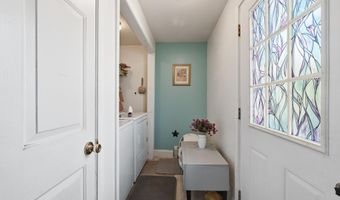 10 Pearl St, Auburn, ME 04210
