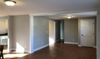 7 Sherbrook Rd, Barrington, RI 02806