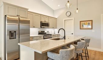 313 Rendezvous St, Buffalo, WY 82834