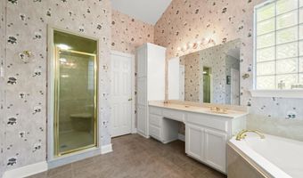 1532 Plantation Oak Dr, Baton Rouge, LA 70810