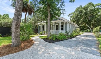 24 Botany Dr, Beaufort, SC 29907