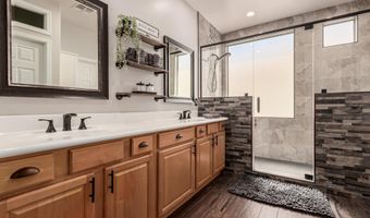39913 N PRIDE Dr, Anthem, AZ 85086