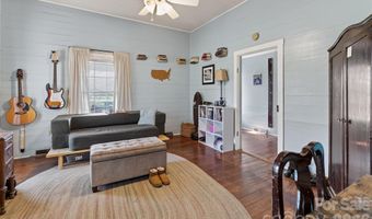 32547 Valley Dr, Albemarle, NC 28001