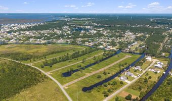 5140 Atlantis Dr, Bay St. Louis, MS 39520