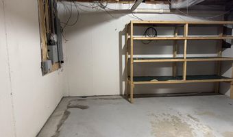 39491 Country Dr, Bath, SD 57427