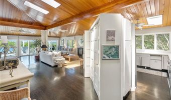 76 Battery Ln, Jamestown, RI 02835