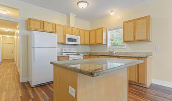 316 Saint Francis St, Bay St. Louis, MS 39520