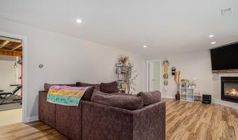 8905 Conservancy Dr NE, Ada, MI 49301