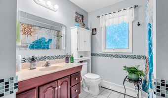 27 Frederick Dr, Bayville, NJ 08721
