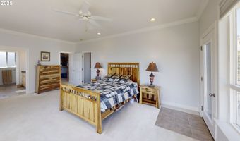 97661 MARINA HEIGHTS Loop, Brookings, OR 97415