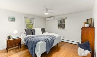352 Lafayette Rd, North Kingstown, RI 02852