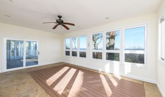 4 Hillside Rd, Atlantic Highlands, NJ 07716