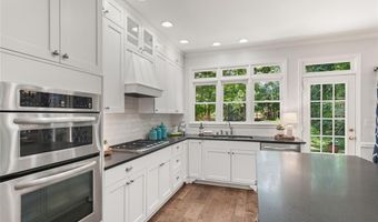 1355 Mayfield Manor Dr, Alpharetta, GA 30009