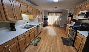 250 CHILDMARK Dr, Albertville, AL 35950