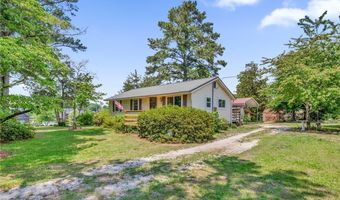 219 E Clinton St, Autryville, NC 28318