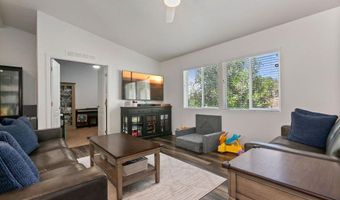 2605 Kauana Loa Dr, Escondido, CA 92029