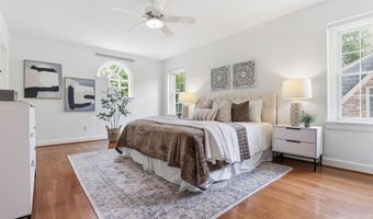 5109 WORTHINGTON Dr, Bethesda, MD 20816