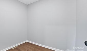 419 Alpha St, Charlotte, NC 28205