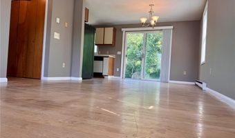 16 Castle Rock Dr D, Charlestown, RI 02813