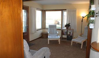 1802 10th Pl NE, Austin, MN 55912