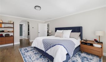 161 Stony Ln, North Kingstown, RI 02852