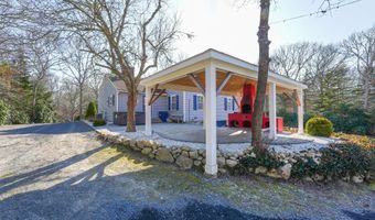 240 Oak St, Centerville, MA 02632