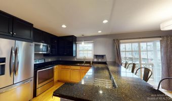 2970 Barclay Way, Ann Arbor, MI 48105