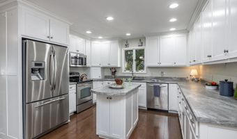 1 Escondite Ln, Hot Springs, AR 71909