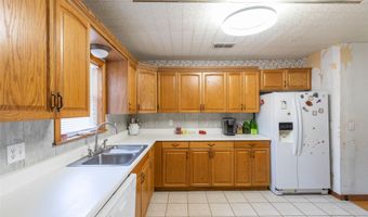1132 Westover Dr, Anson, TX 79501